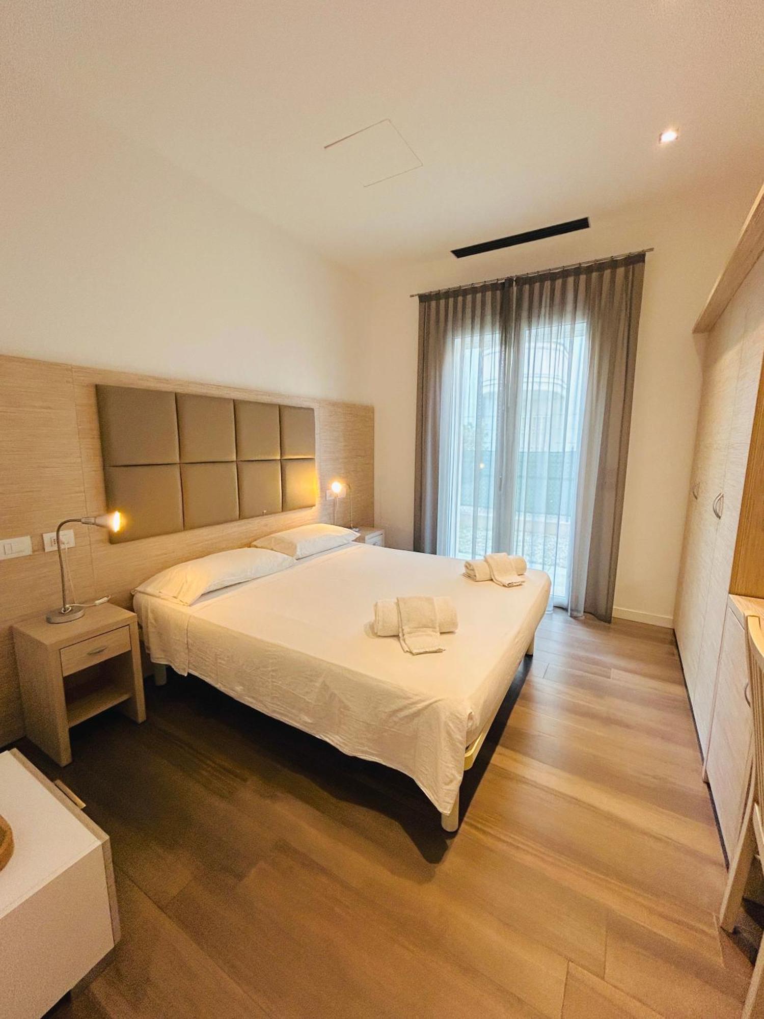Menotti 3A-Flexrent Abissinia Appartement Riccione Buitenkant foto