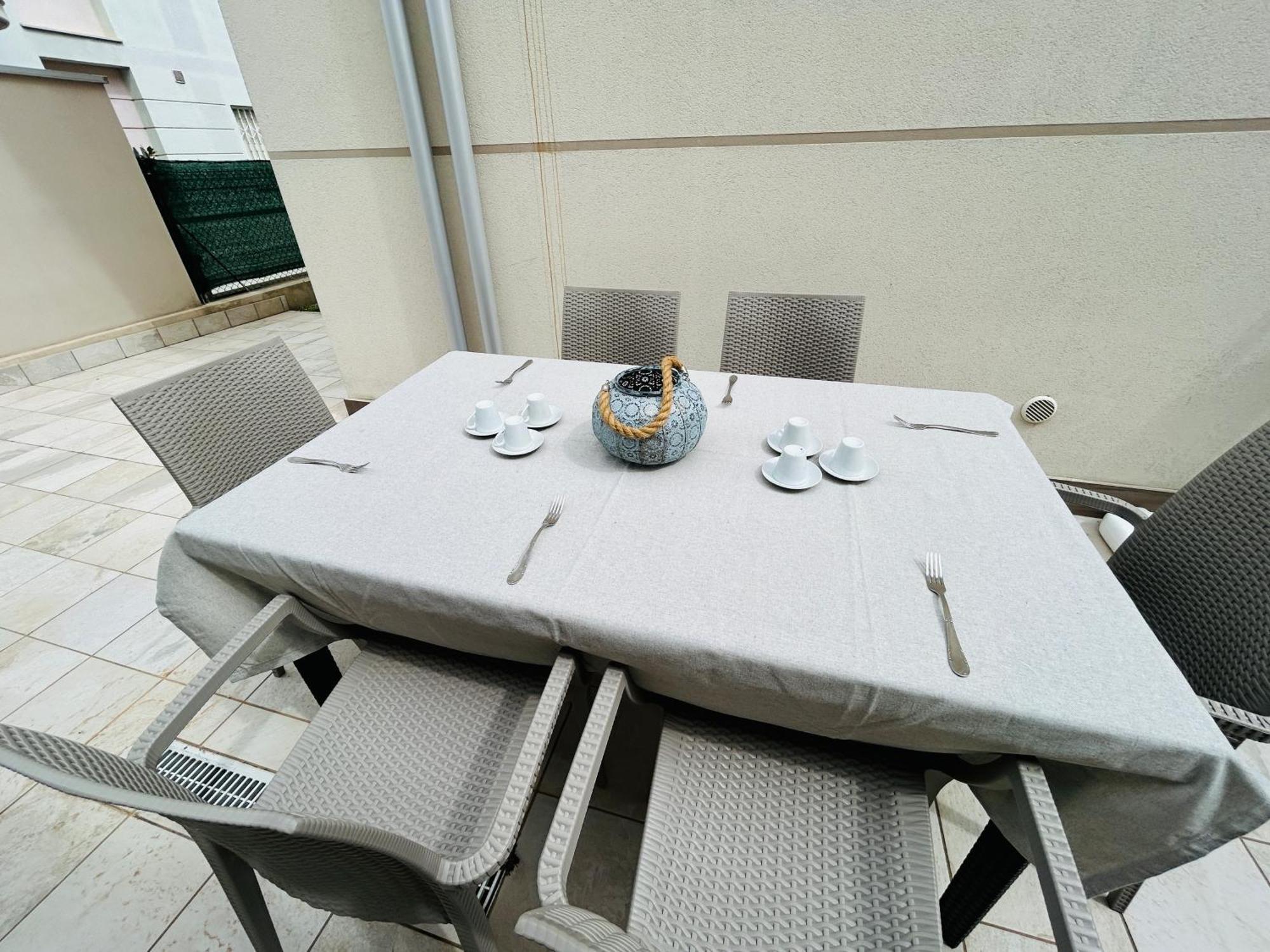 Menotti 3A-Flexrent Abissinia Appartement Riccione Buitenkant foto